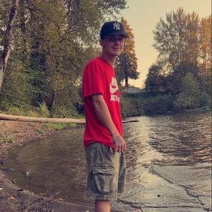 Meet your Posher, Codie